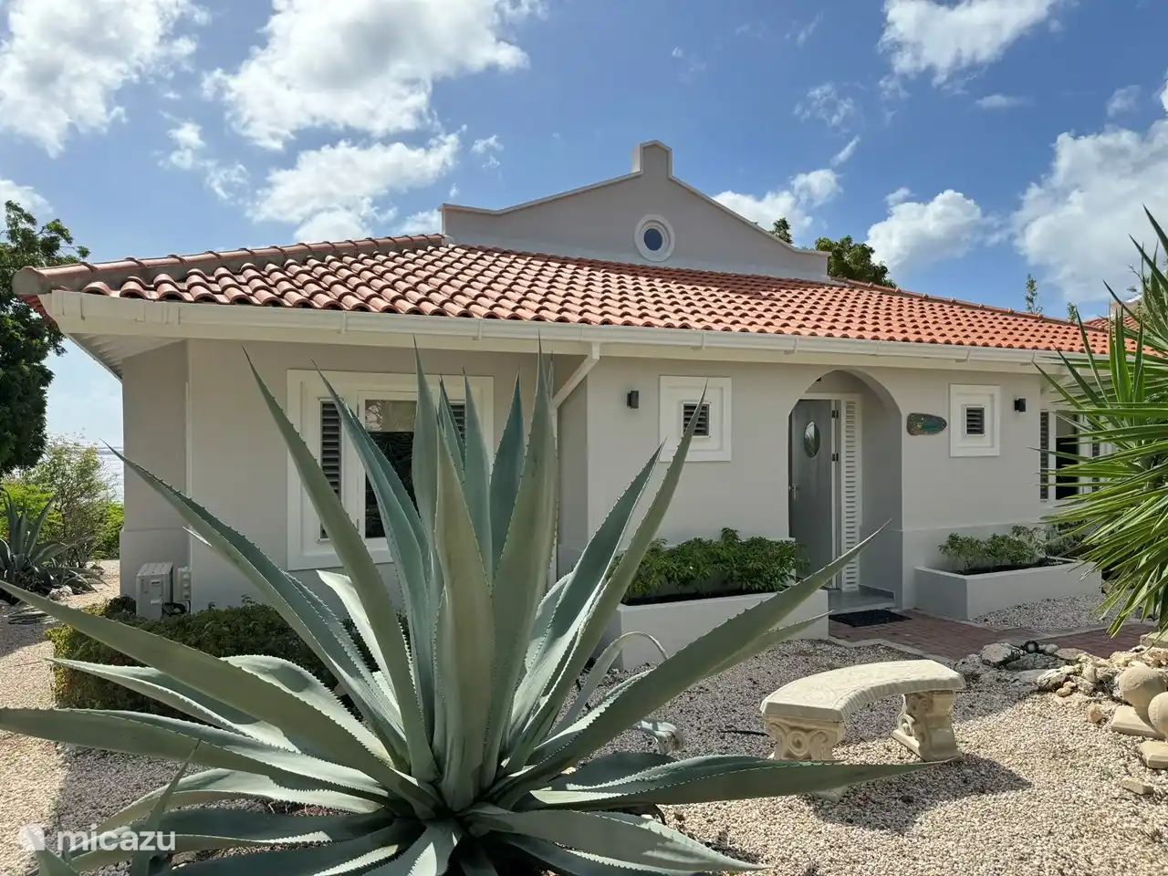 Immer willkommen in Cas Horizon!