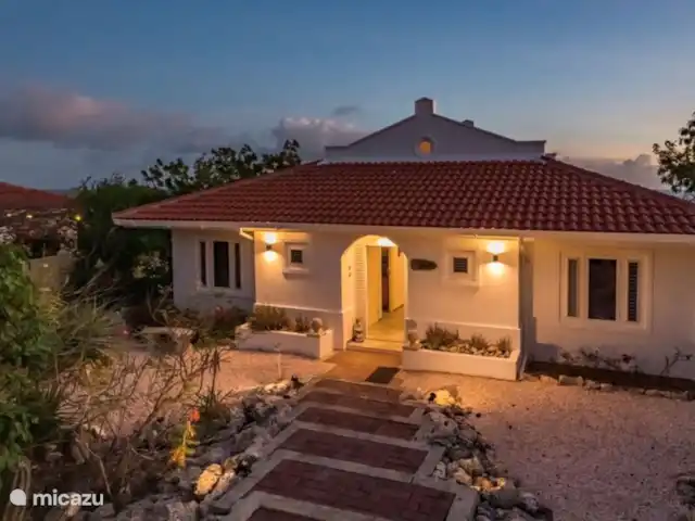 Cas Horizon | Curaçao, Banda Abou (ouest), Coral Estate, Rif St.Marie - villa Quand la nuit tombe...