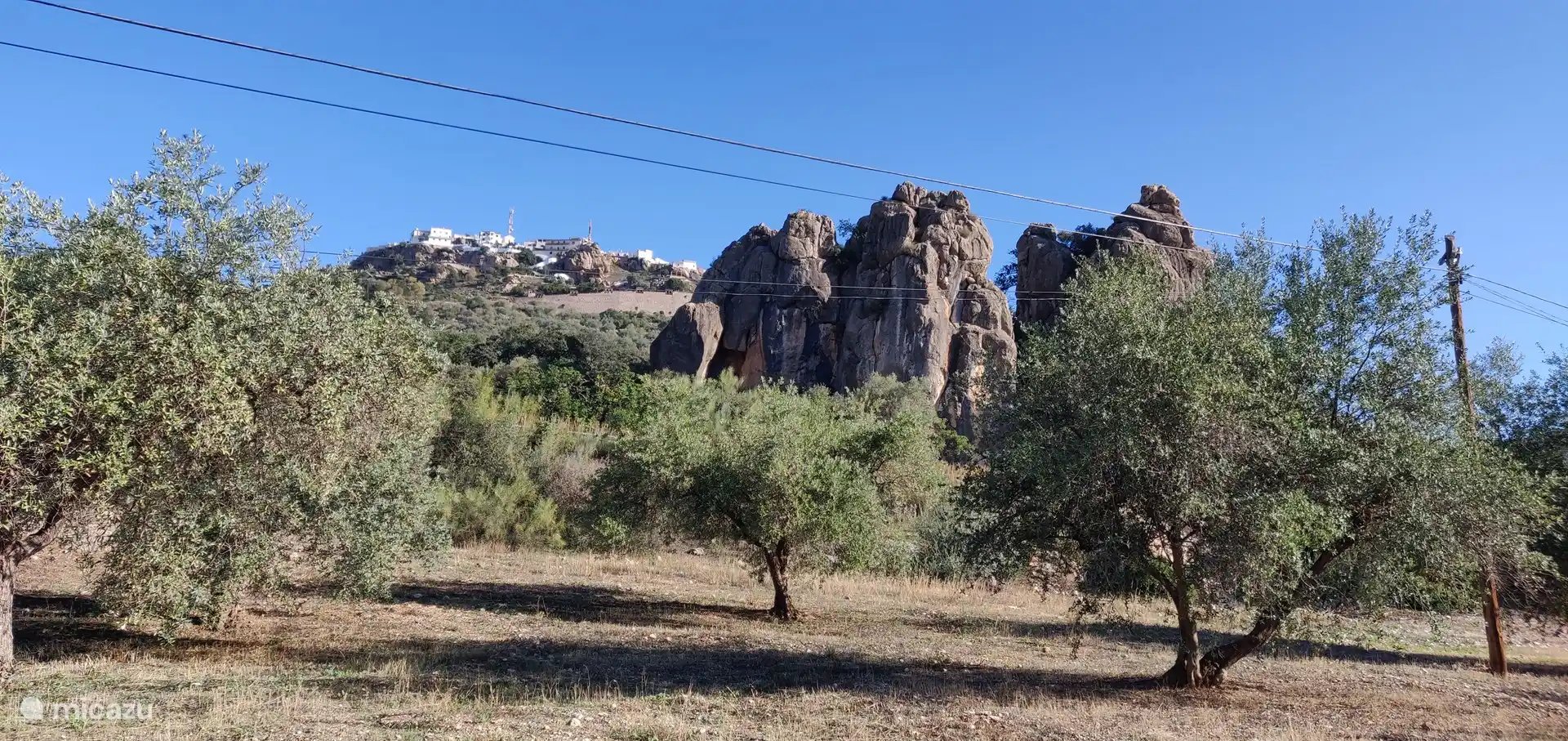 Comares on top of the hill. Miskende parel onder de pueblos blancos. Het ontdekken meer dan waard!