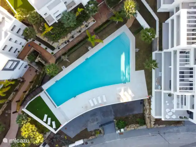 Oasis des golfeurs : vue spectaculaire | Espagne, Costa del Sol, Estepona - penthouse Grande piscine commune