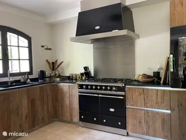 Nouvelle Maison | France, Var, Lorgues - villa la nouvelle cuisine