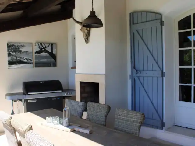 Nouvelle Maison | France, Var, Lorgues - villa profitez du farniente sur la terrasse, qui dispose également d'un barbecue