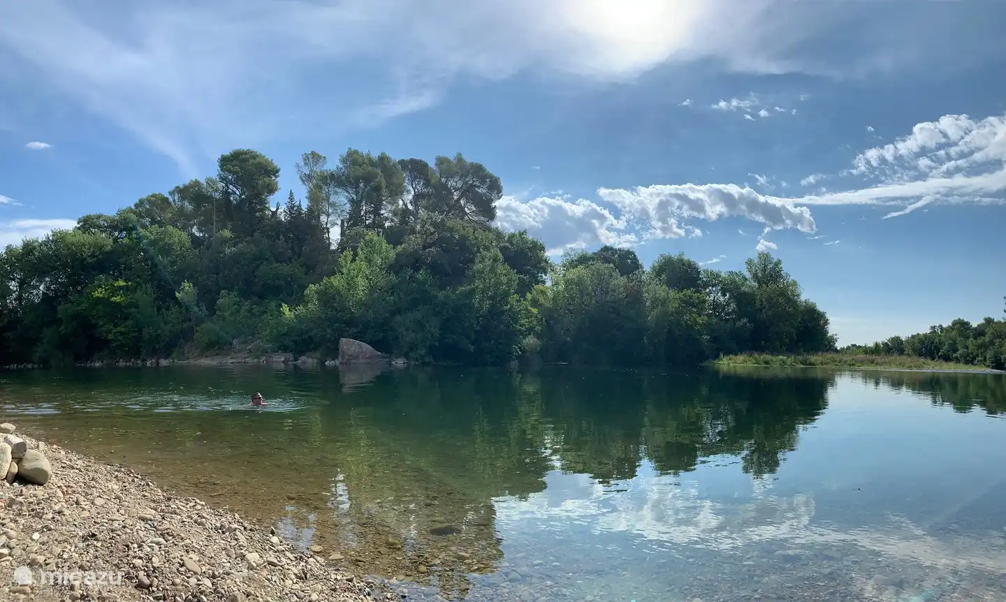 die vielen Strände entlang des Flusses l'Orb. Kajakfahren, Schwimmen, Wandern, auch mehrtägige Trekkingtouren mit dem Kajak möglich.