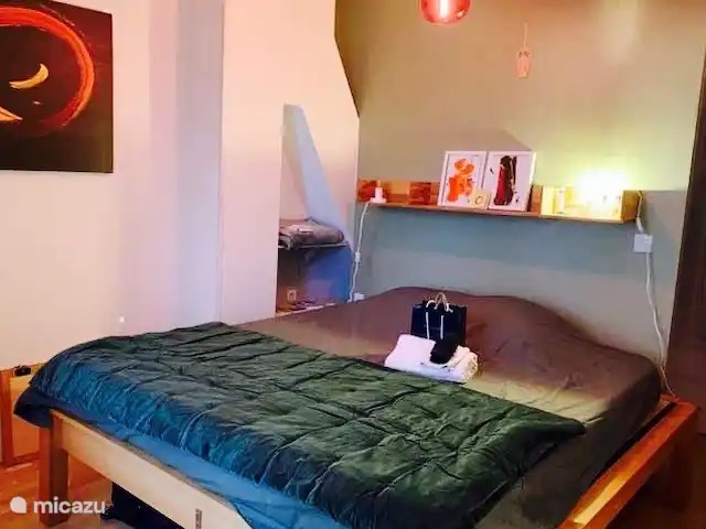 Casa Joya en Francia, Hérault, Béziers  - casa vacacional Dormitorio 1 - Dormitorio principal con vestidor y baño con plato de ducha à l'italienne.