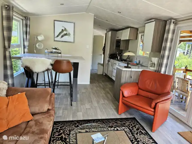 Veluwe sentirse bien en Países Bajos, Güeldres, Wissel - chalet Sala de estar con cocina abierta