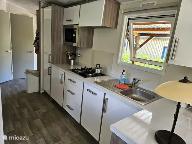 Veluwe sentirse bien en Países Bajos, Güeldres, Wissel - chalet Cocina moderna con lavavajillas