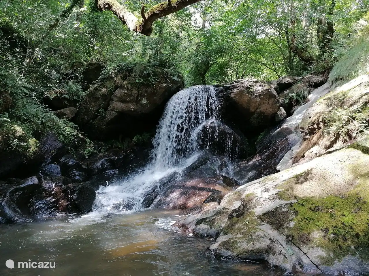 Une autre belle cascade pas loin de chez nous Lescure Jaoul