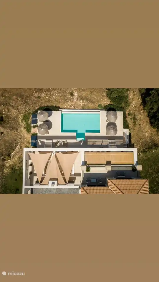 Foto de dron en el exterior