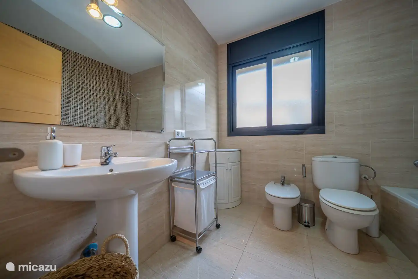 Badezimmer 2.0 mit Badewanne