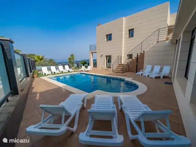 Villa Aurore (12 pers.), vue montagne | Espagne, Costa Brava, Lloret de Mar - villa Avec transats