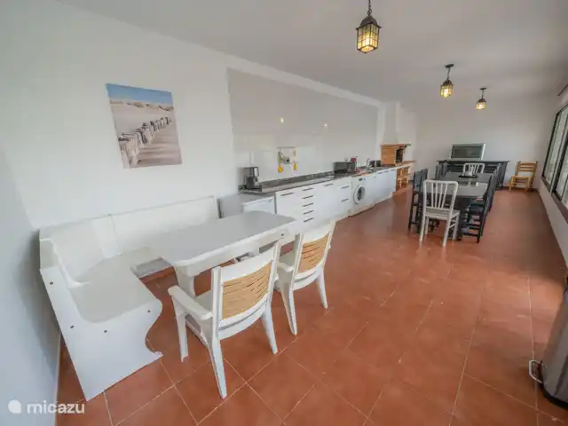 Villa Aurore (12 pers.), vue montagne | Espagne, Costa Brava, Lloret de Mar - villa 2ème cuisine avec lave-linge, lave-vaisselle et BBQ