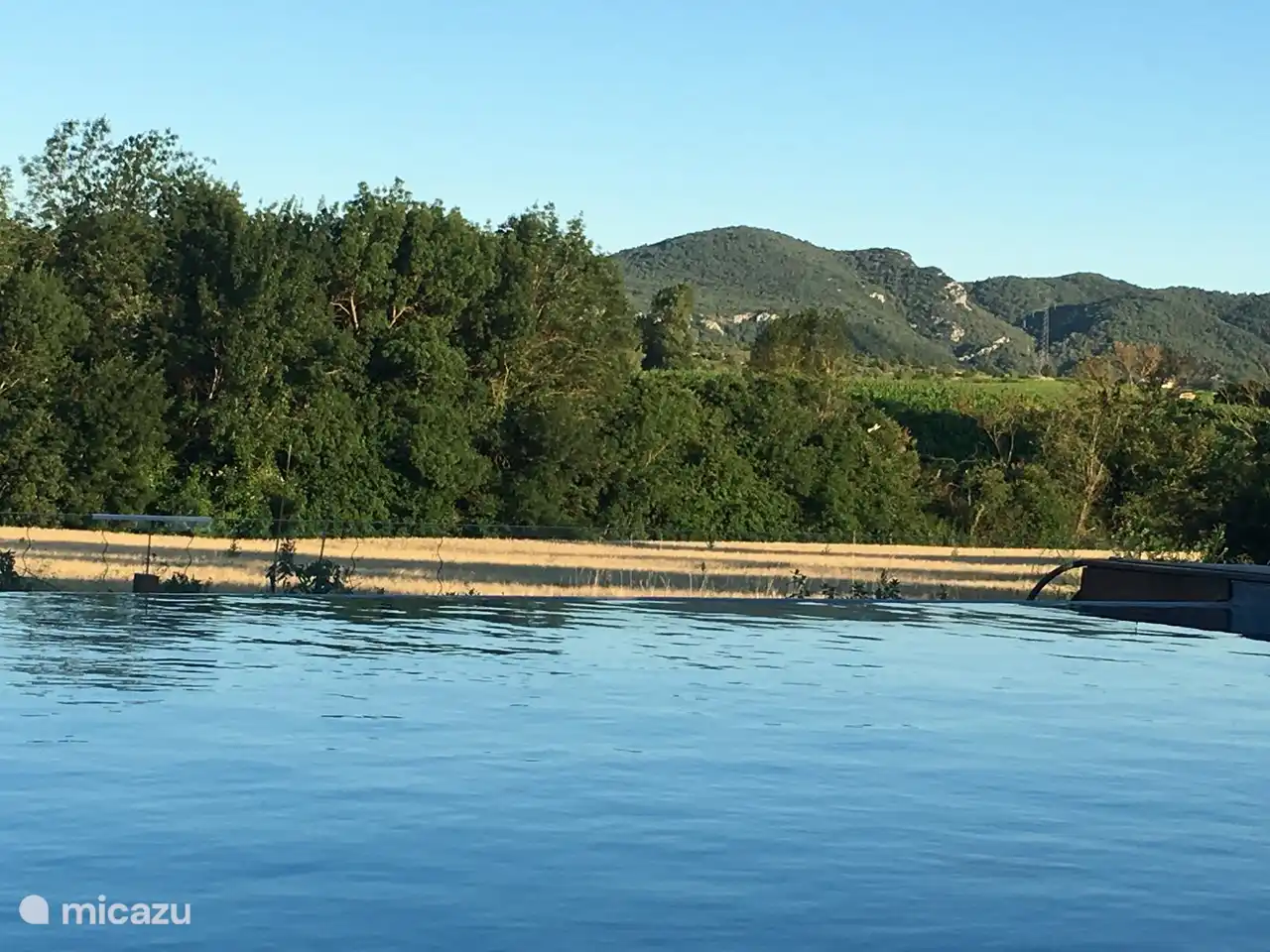 vista desde la piscina