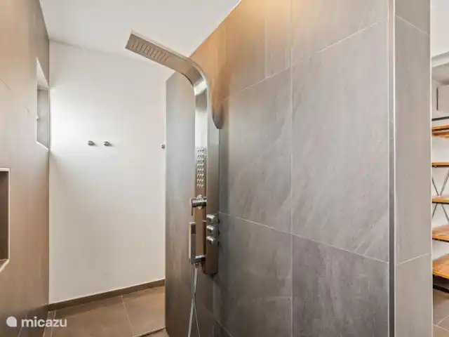 Villa Vredenberg en Curazao, Banda Arriba (este), Marie Pampoen - villa