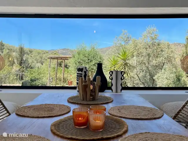 Finca Can Faye huren in Spanje, Andalusië, Riogordo - finca Door de grote ramen geniet je van veel daglicht