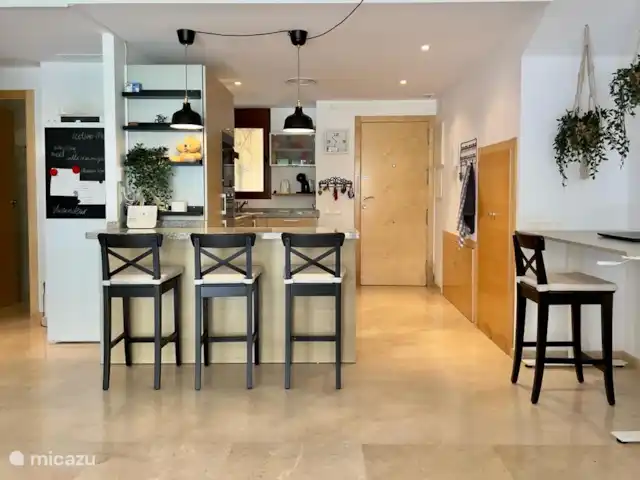 Maison Mimosa | Espagne, Costa Blanca, Benissa - appartement Vue du salon vers la cuisine.