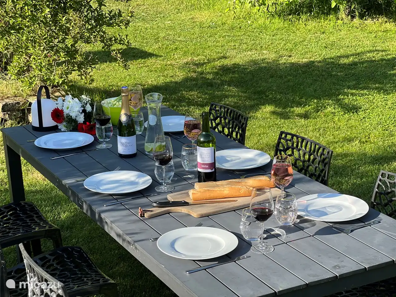 schönes Essen draußen