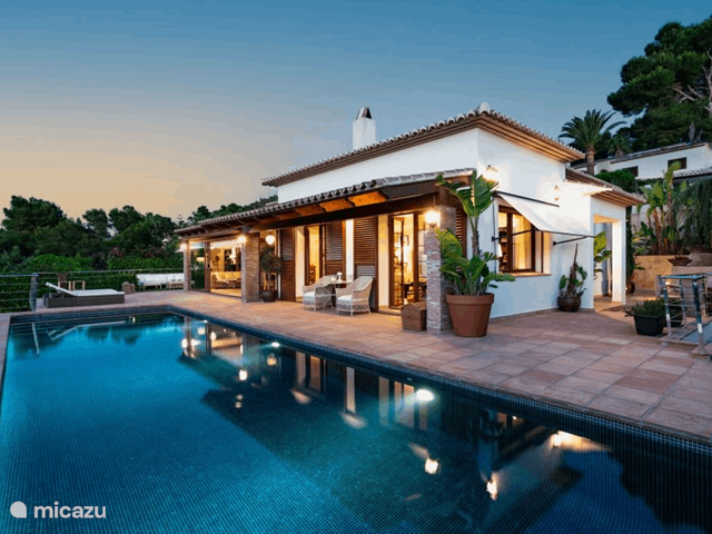 Holiday home in Spain – villa Casa Roble
