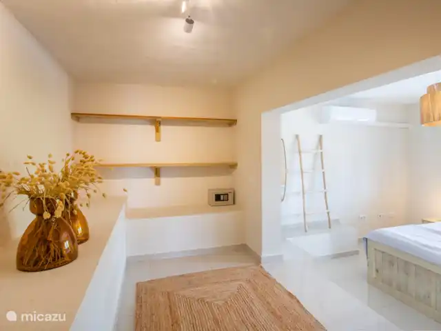 Apartamento para 2 personas con piscina en Curazao, Banda Arriba (este), Vista Royal - apartamento Armario con caja fuerte