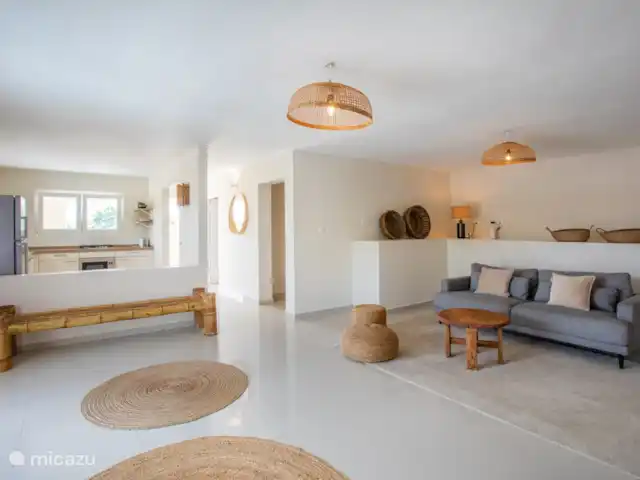 Apartamento para 2 personas con piscina en Curazao, Banda Arriba (este), Vista Royal - apartamento Salón