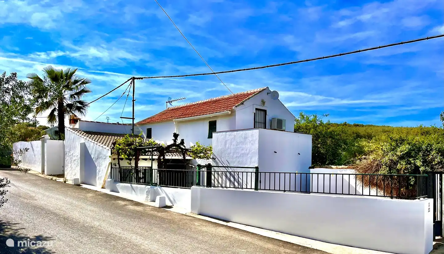 Das schöne Gesicht dieses typisch spanischen Cortijo