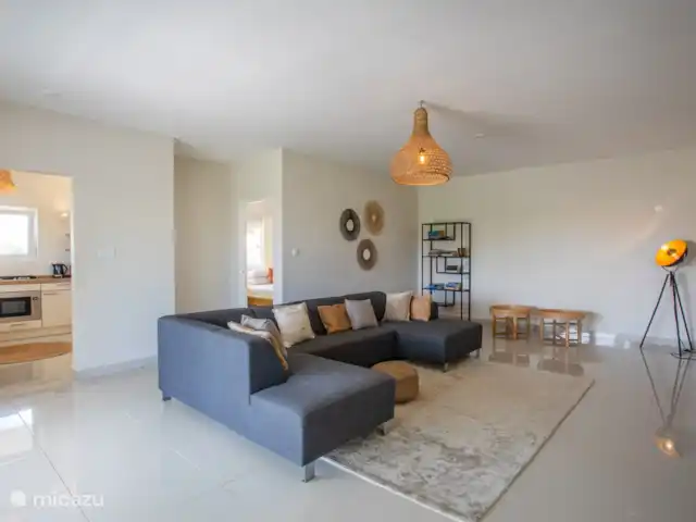 Appartement pour 8 personnes à Jan Thiel | Curaçao, Banda Ariba (est), Vista Royal - appartement Joli canapé pour regarder un film le soir