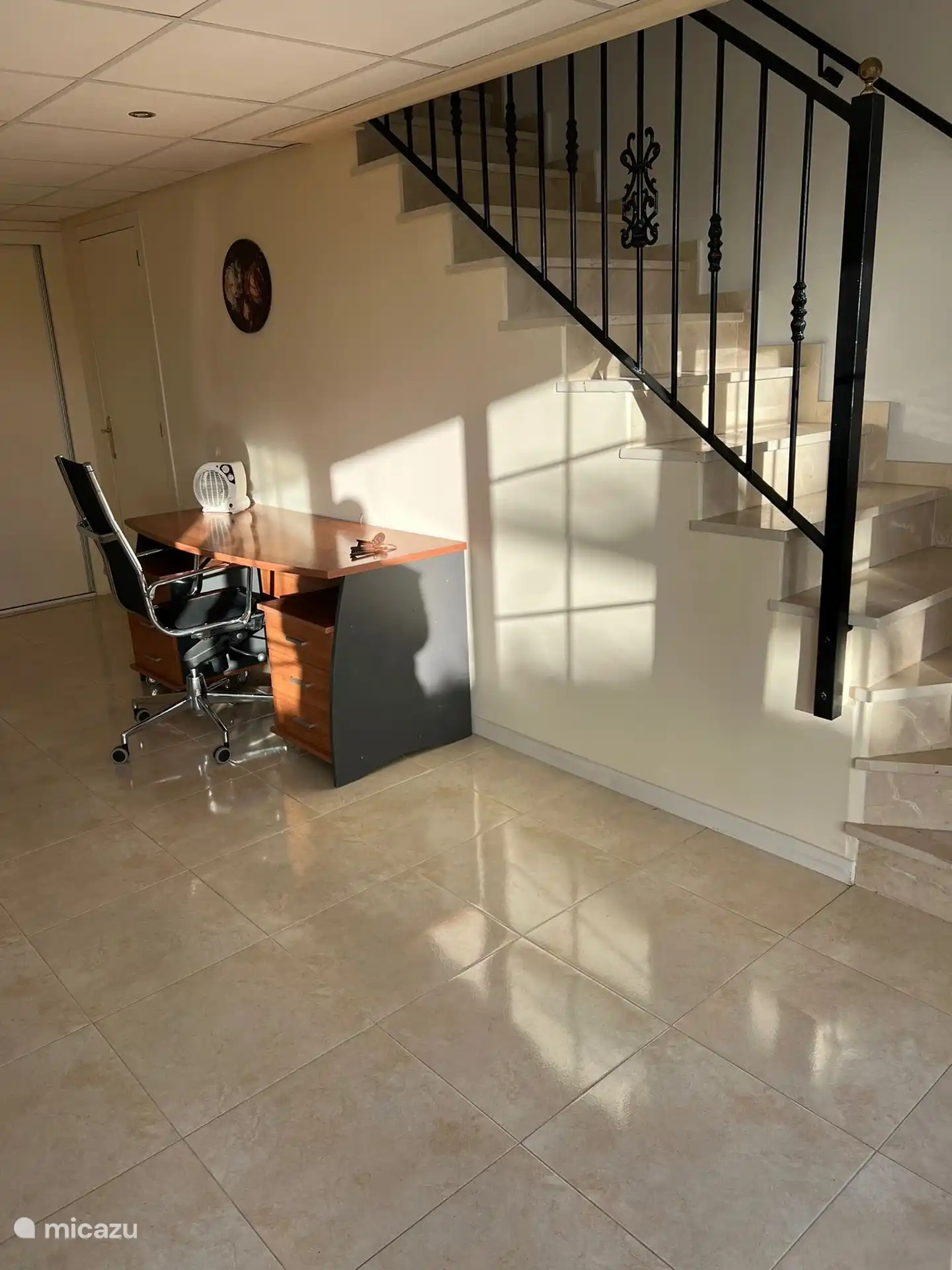 Escritorio de la habitación del jardín