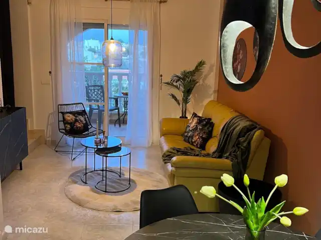 Casa 49 en España, Costa Blanca, San Fulgencio - casa vacacional Sala de estar con balcón contiguo