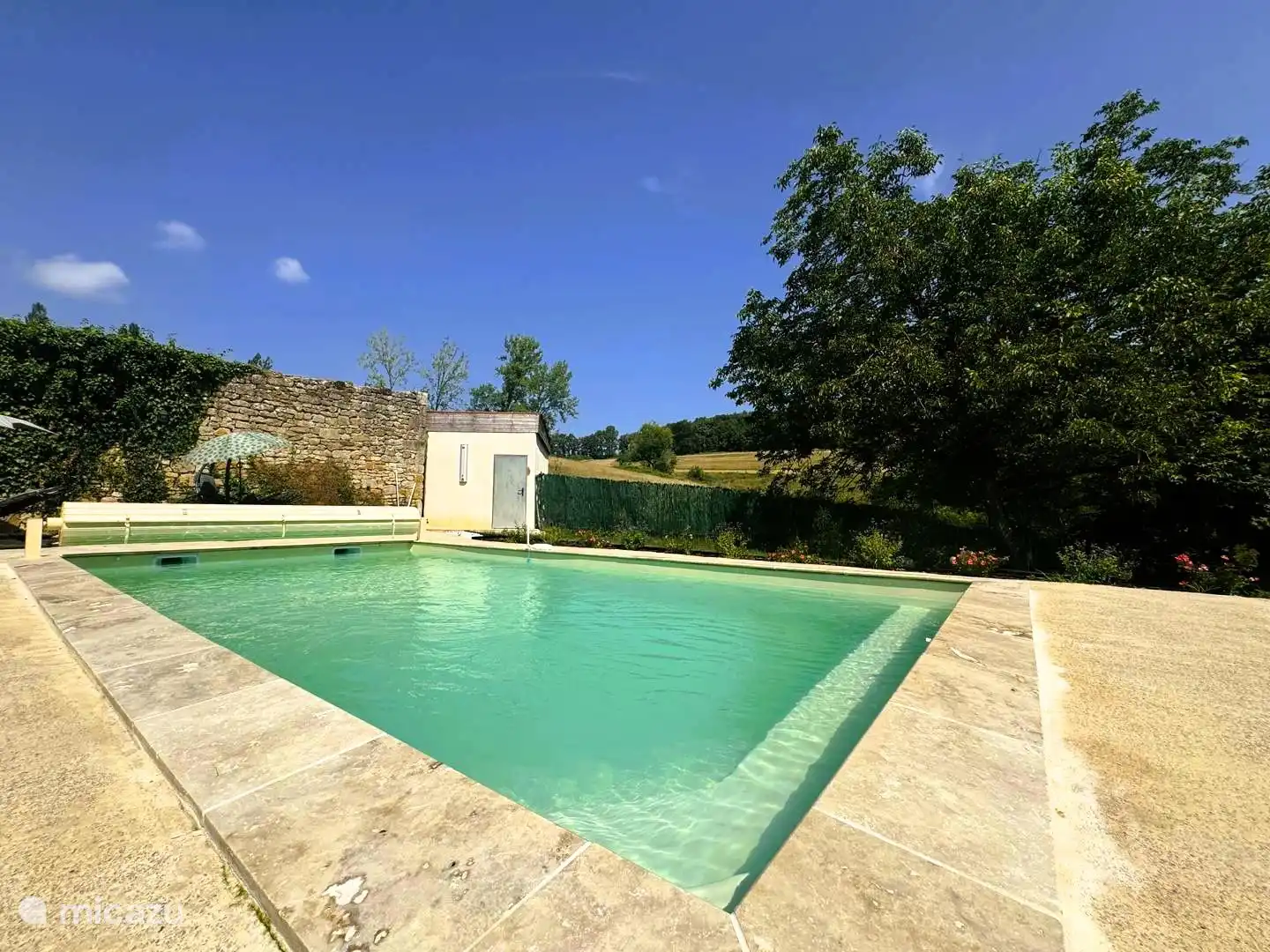 Privater Swimmingpool