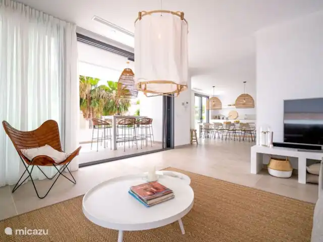 Villa Andrago | Moraira | 8 pers. huren in Spanje, Costa Blanca, Moraira - villa De woonkamer is verbonden met open keuken