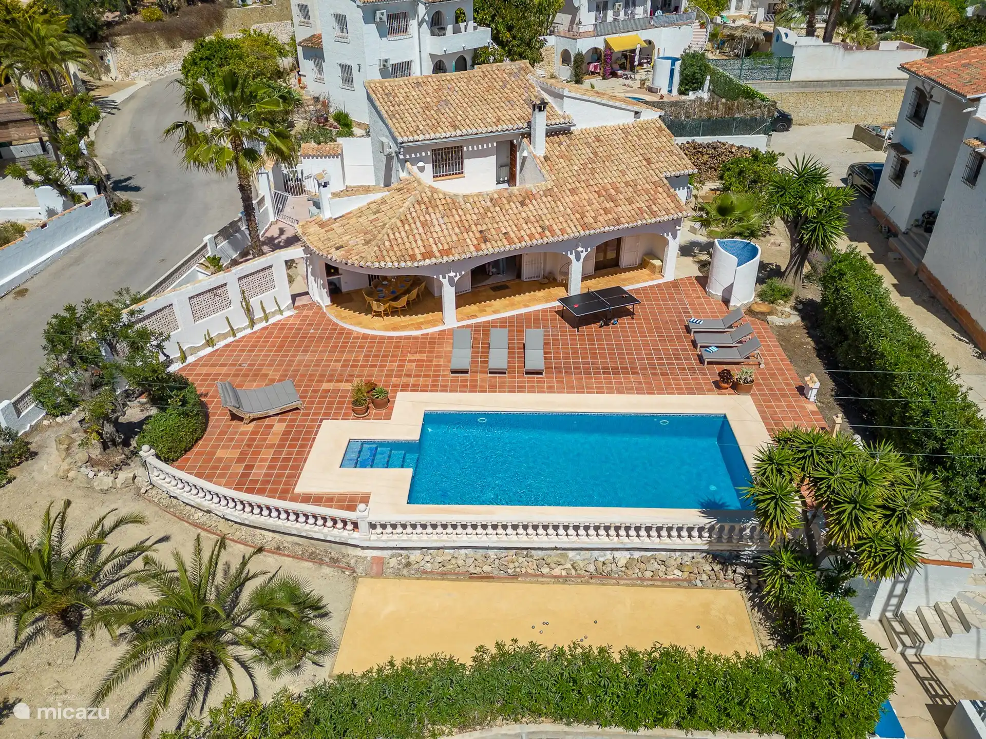 Large terrace, large swimming pool and petanque track