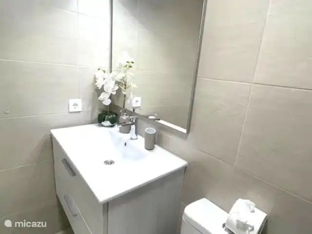 Proche plage et centre | Espagne, Costa Blanca, Torrevieja - appartement Salle de Bains