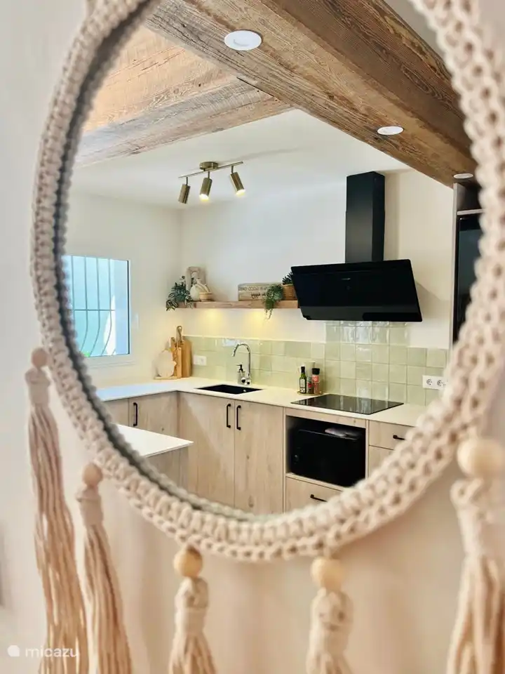 Detail der Küche.. (maßgefertigt und etwas höher als die Standardküchen :-))