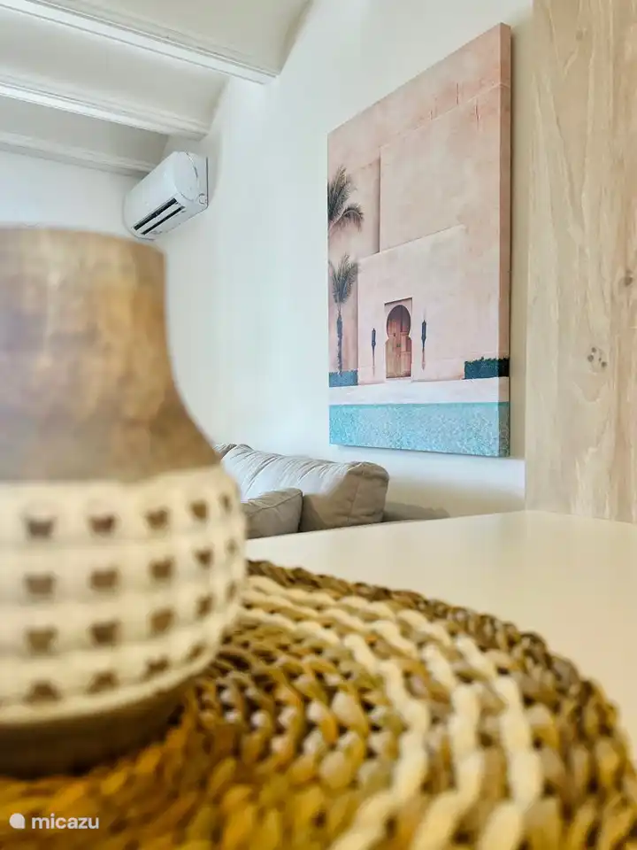 Das Wohnzimmer und beide Schlafzimmer sind mit einer Klimaanlage ausgestattet (separat bedienbar)