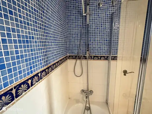 Location de Vacances Espagne, Costa Blanca, Benidorm, maison mitoyenne - Casita El Mirador Bain disponible.