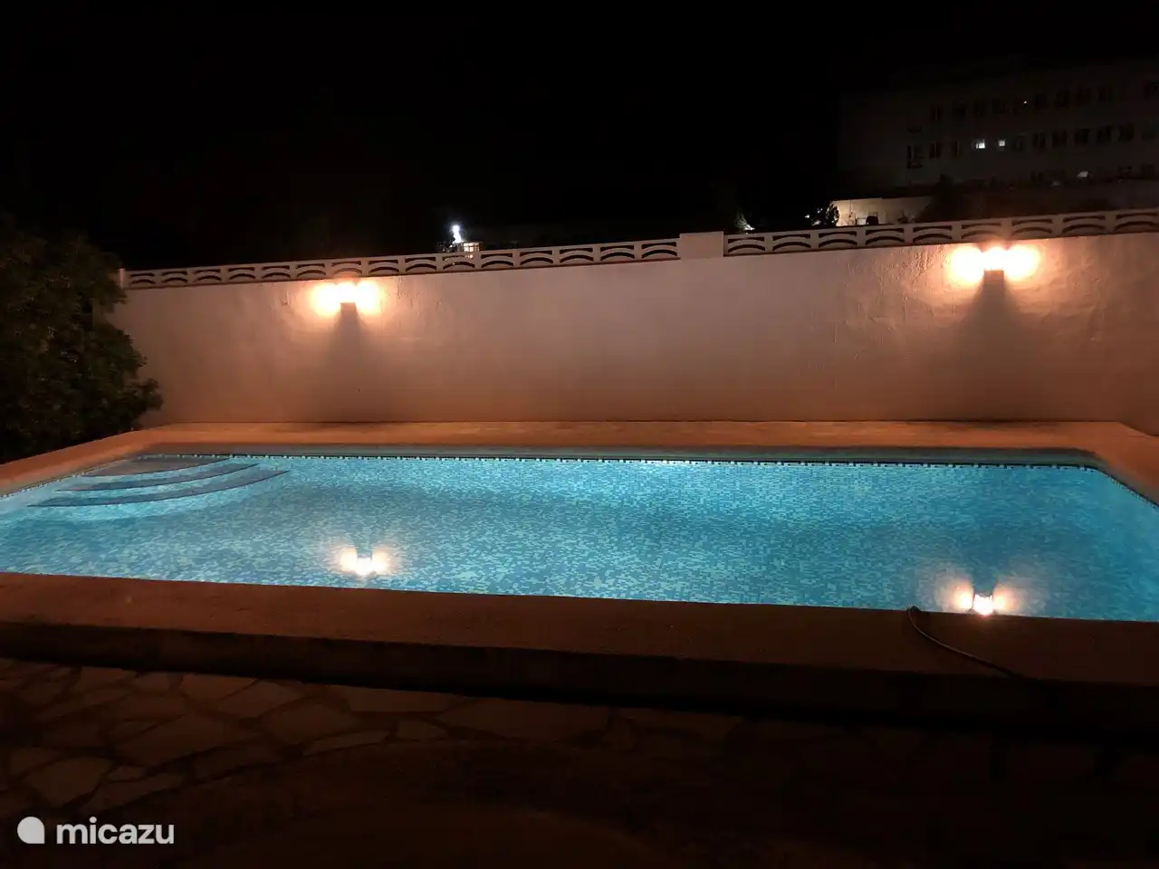 Éclairage piscine Tres Palmas