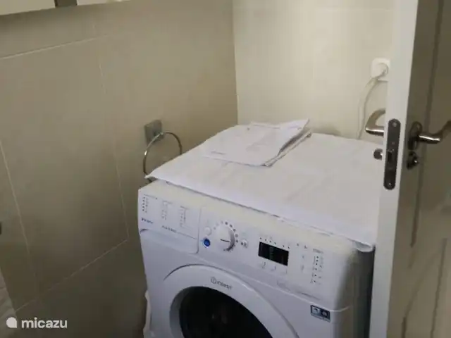 vakantiehuis huren in Spanje, Costa Cálida, San Cayetano – Casa Ocho Wasmachine in badkamer boven verdieping