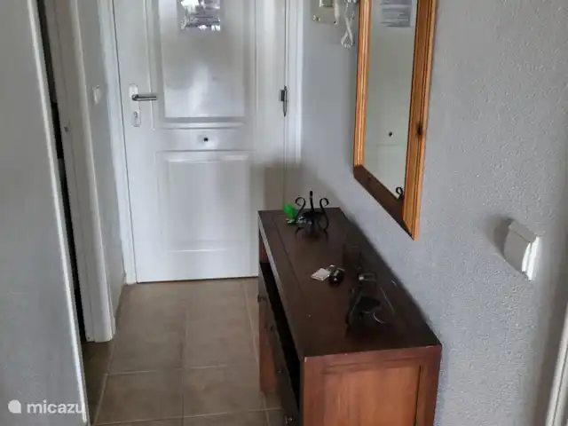 Casa Belle | Espagne, Costa Blanca, Vistabella - appartement le couloir avec de l'espace pour ranger vos affaires