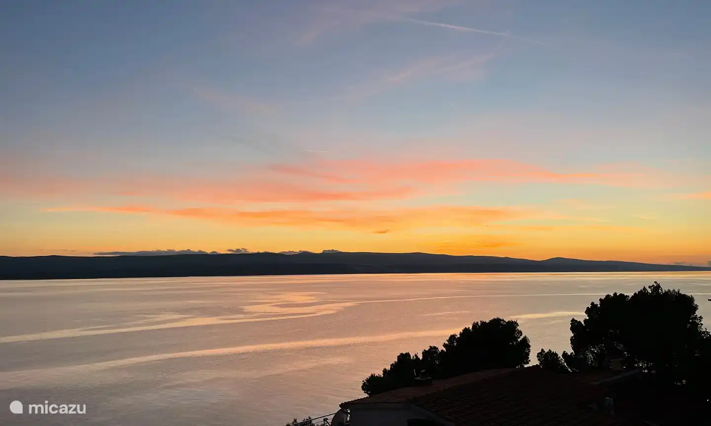 Die Ferienwohnung by the sea ist viel mehr als nur ein Ort zum Übernachten. Sie ist ein Ort der Entspannung, der Besinnung und der Erholung - ein Ort, an dem Sie sich wirklich wohlfühlen und die Seele baumeln lassen können.
