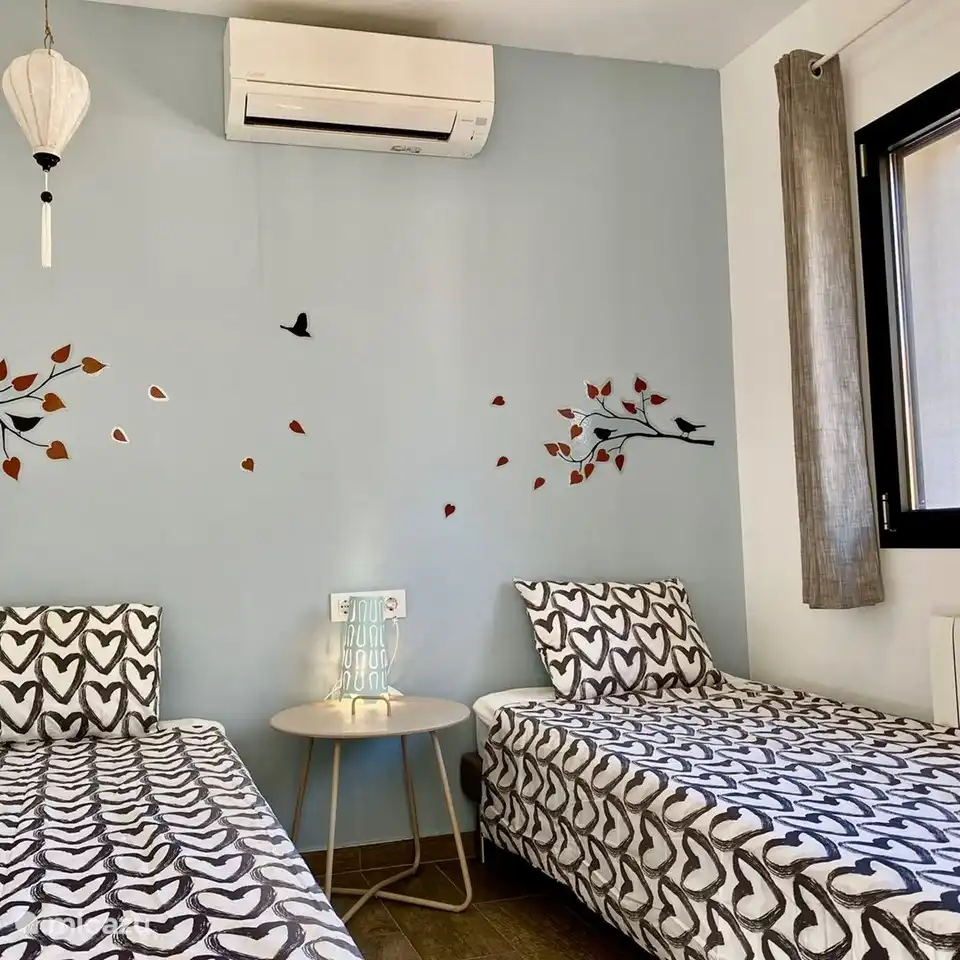 Villa El Nido heeft 4 slaapkamers met comfortabele boxspringbedden