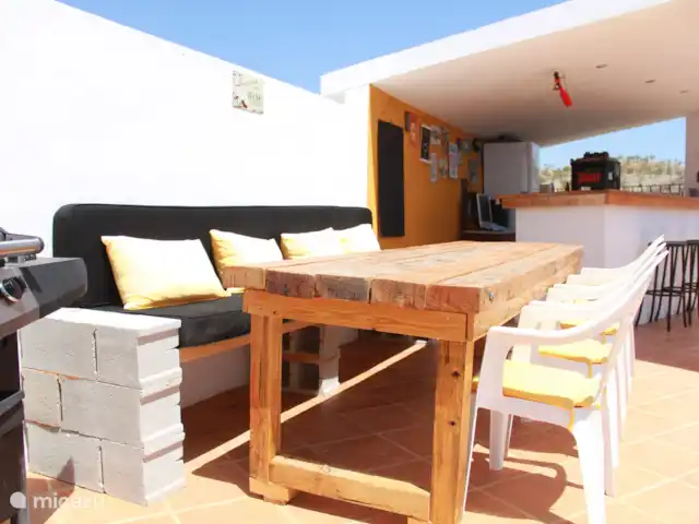 Cortijo naturista con vistas en España, Andalucía, Oria - apartamento Sala de estar, piscina