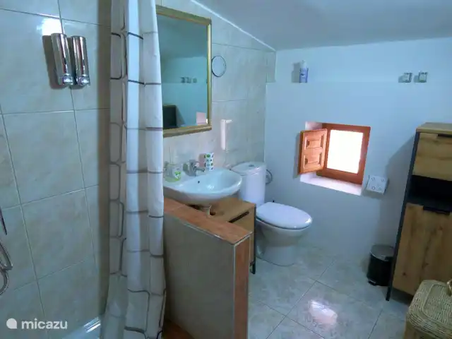 Cortijo naturista con vistas en España, Andalucía, Oria - apartamento Apartamento con baño