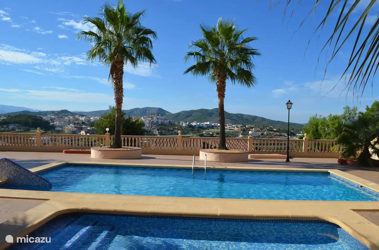 Der Gemeinschaftspool