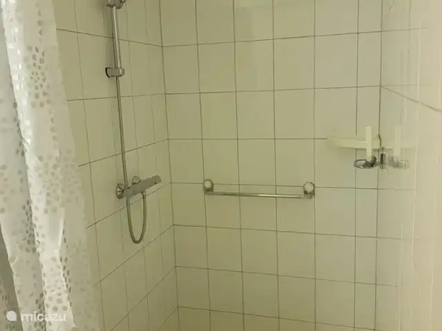 Wandelen, Nederland, Overijssel, Holten, boerderij Erve Toon Doucheruimte