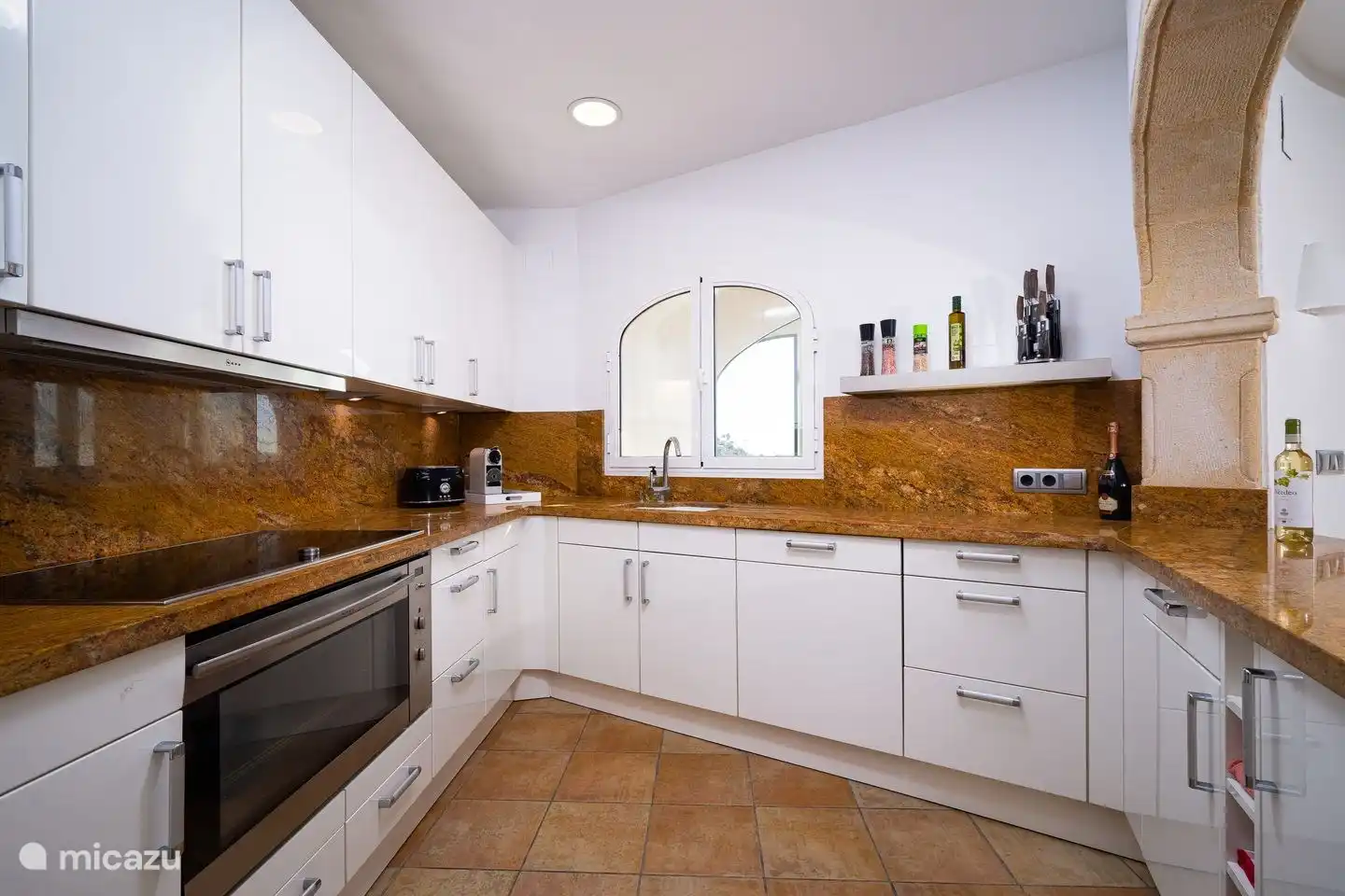 Villa Bahia de Portet in Moraira has a fully equipped kitchen
