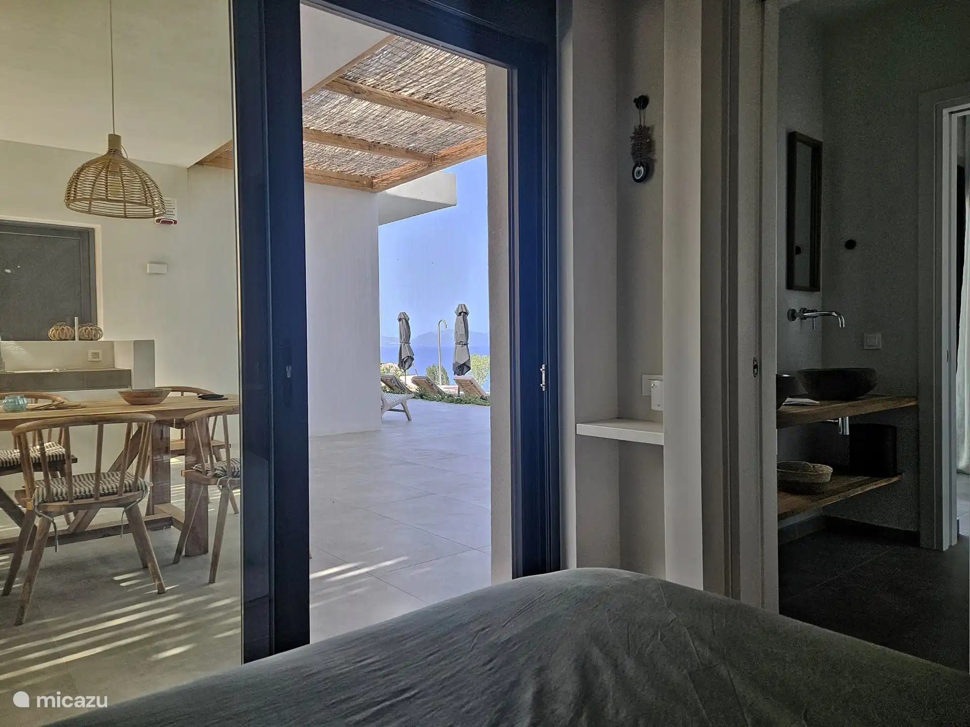 Blick vom Schlafzimmer - 2 der Pension