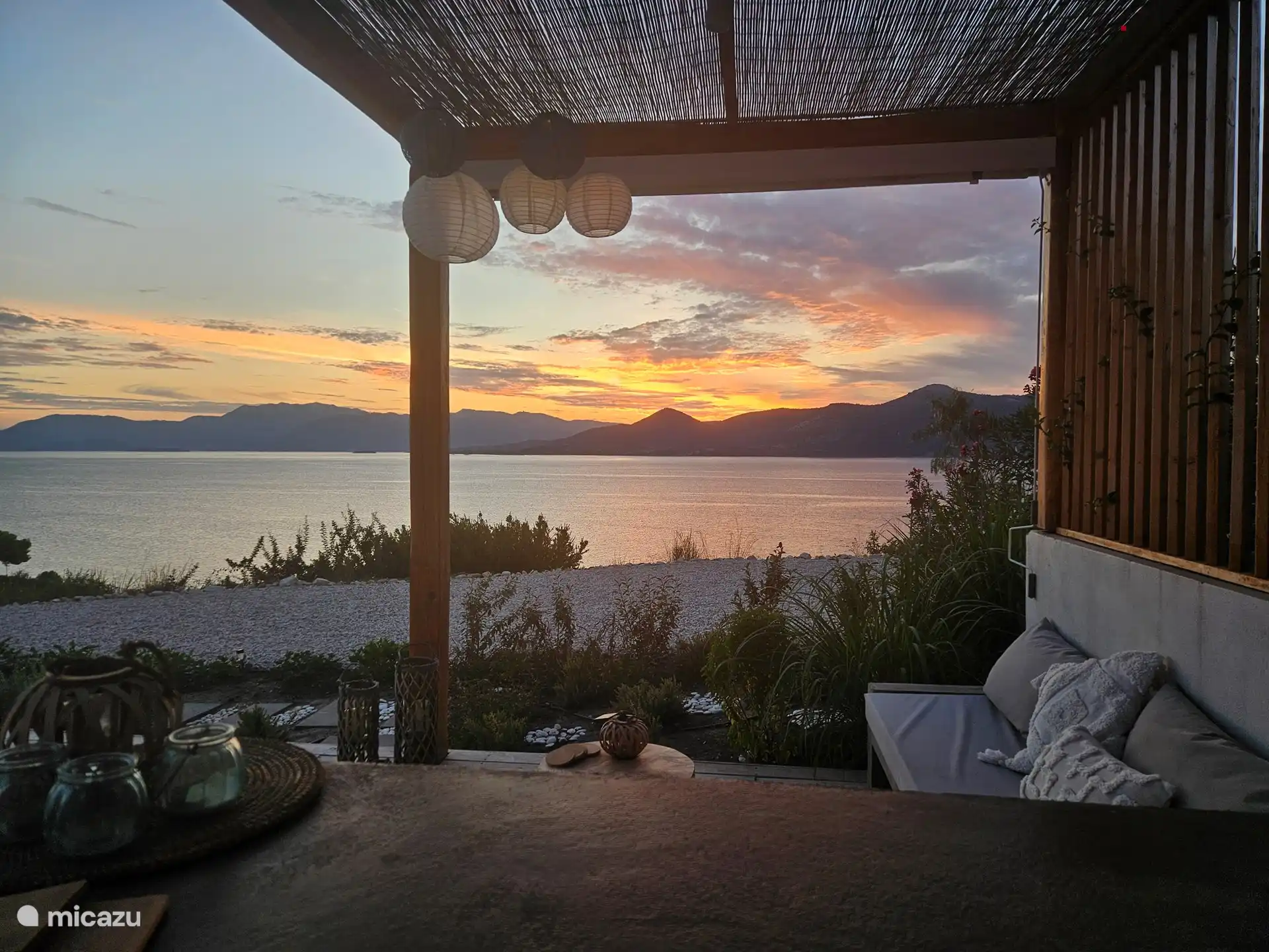 Sonnenuntergang von der Bar/Lounge-Ecke