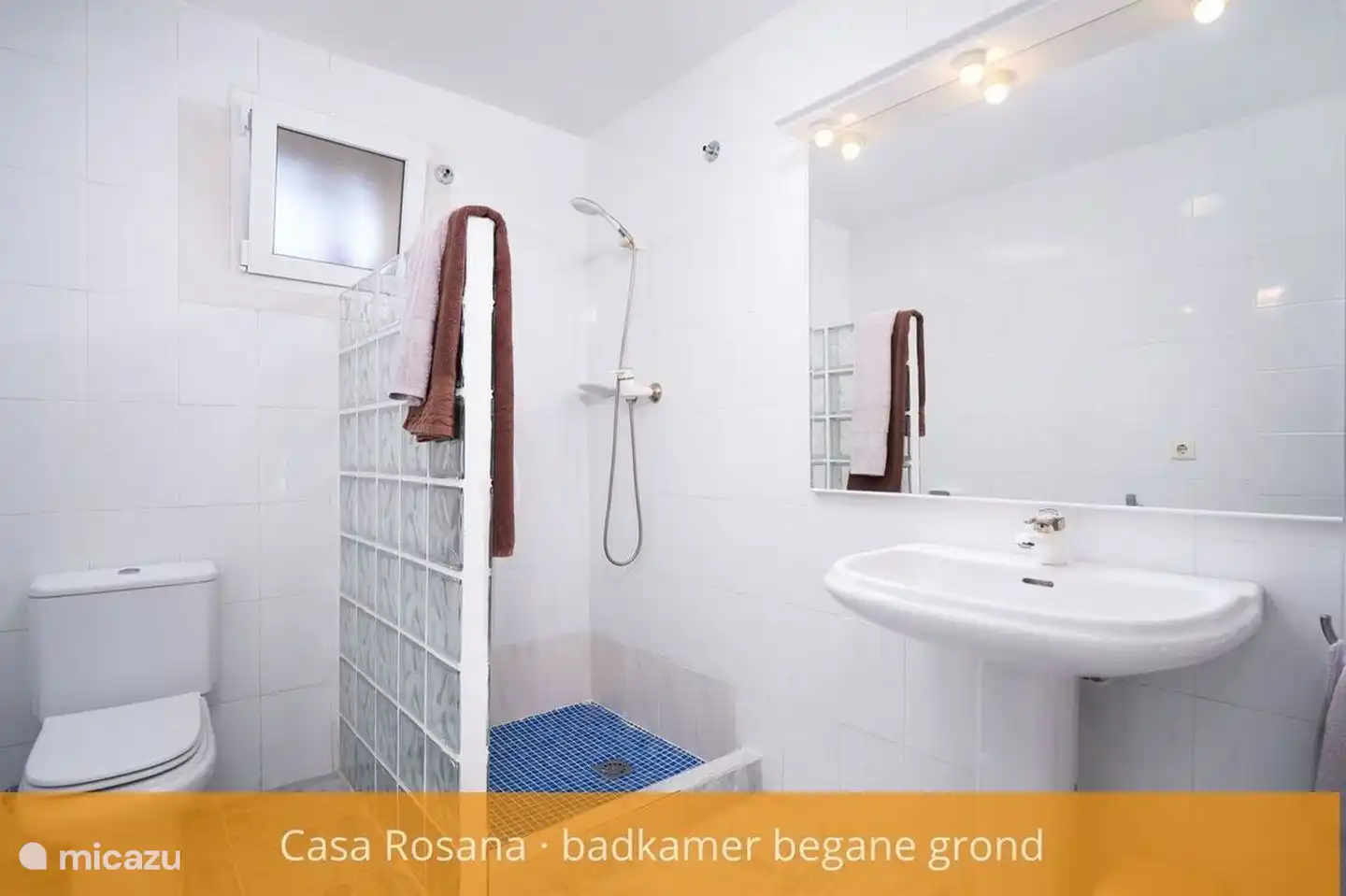 Villa Rosana en Moraira tiene 4 baños