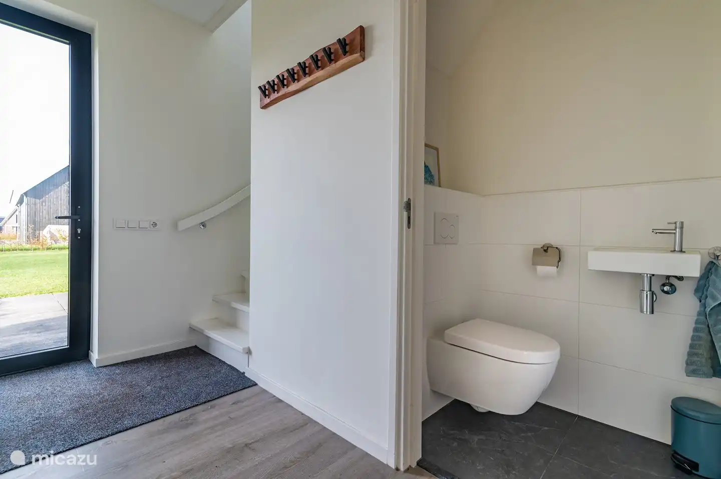 Toilette im Erdgeschoss