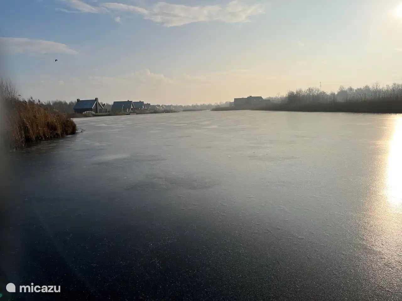 Im Winter können Sie direkt von der Villa auf das Eis gehen.