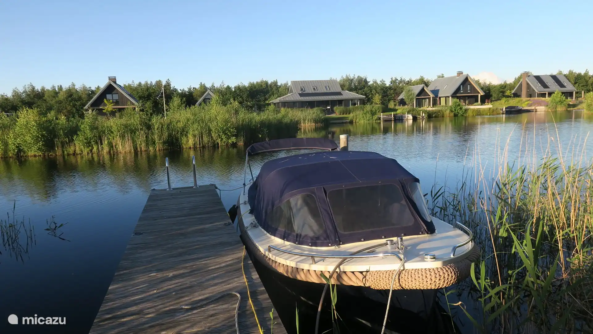 Anlegestelle mit Platz für Ihr eigenes Boot. 